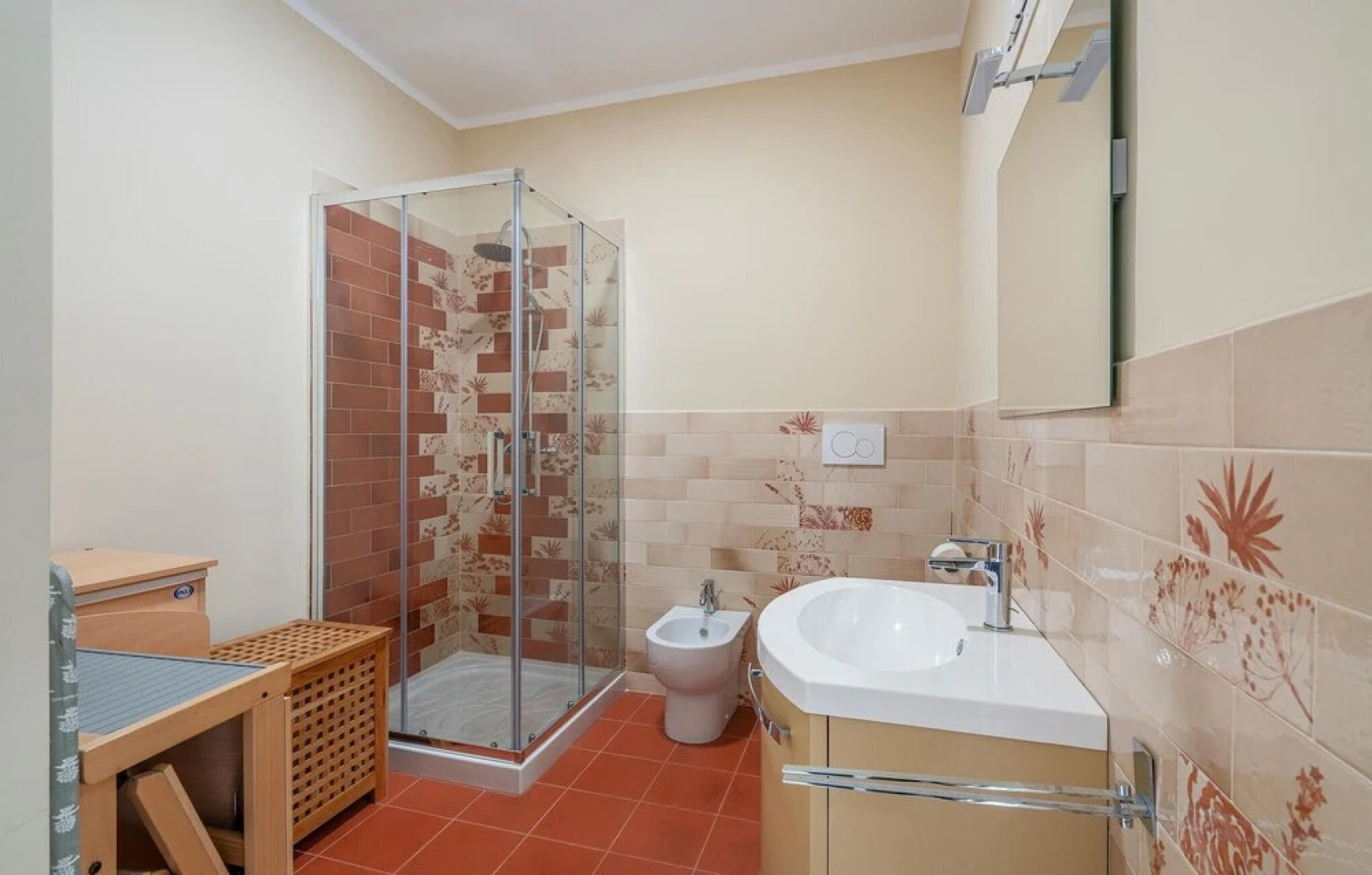 Stunning Home in Cipressa With Wifi and 2 Bedrooms