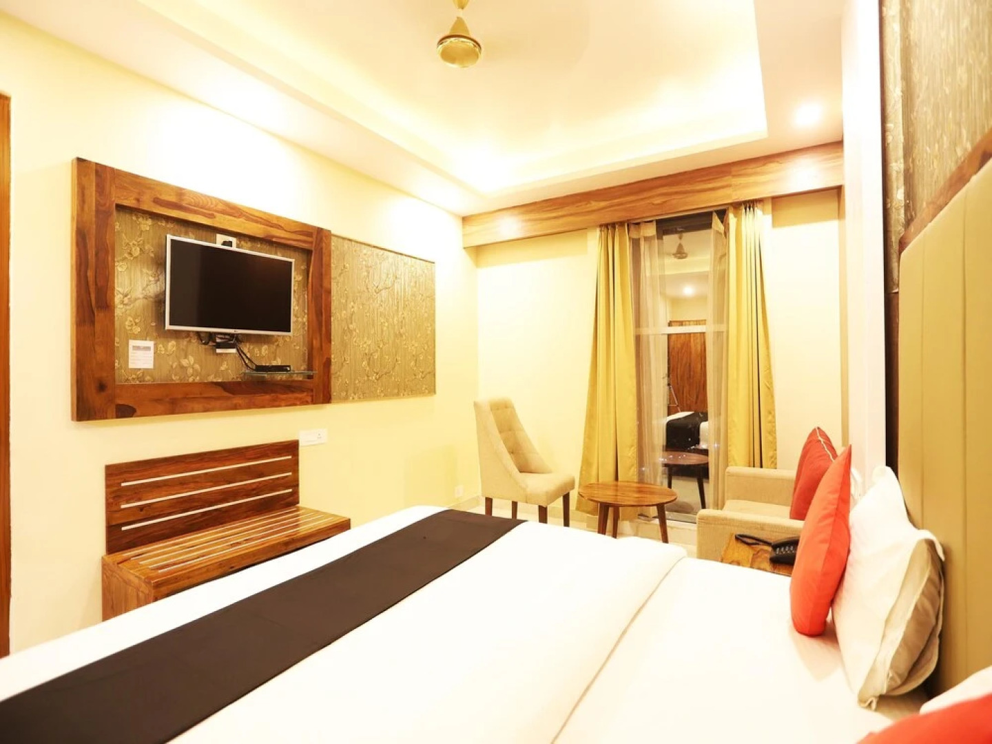 Capital O 43420 Hotel The Vedantasara