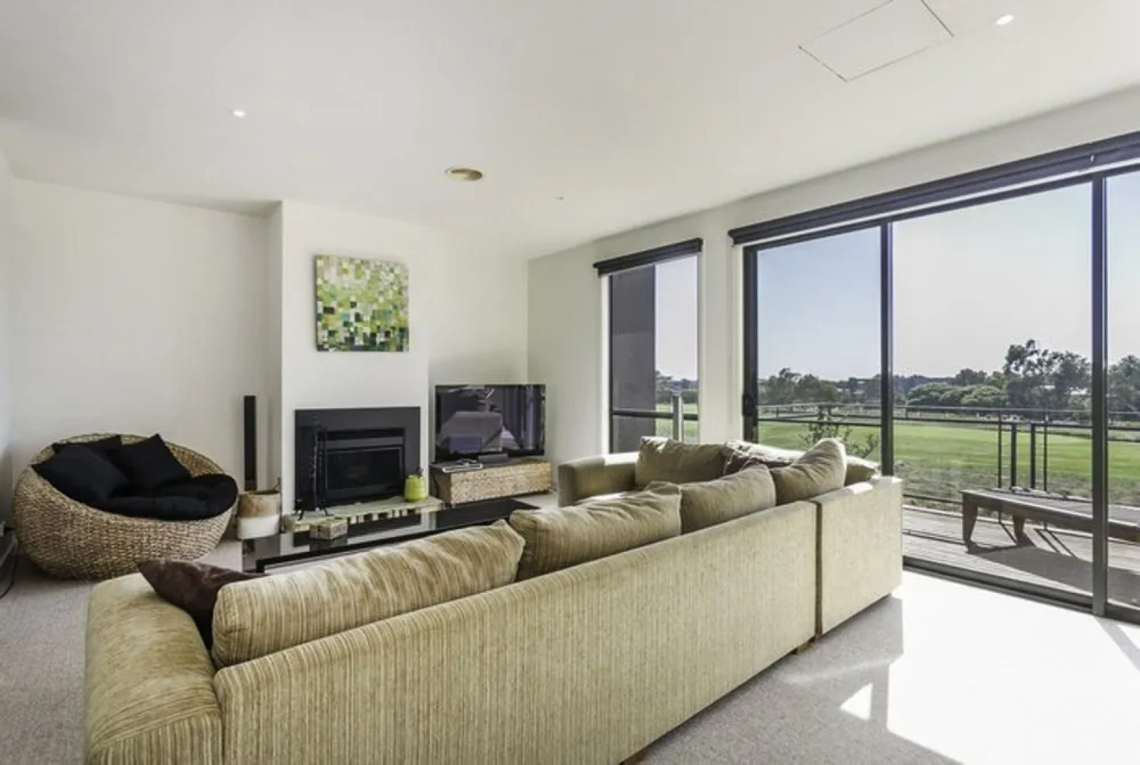 3 Bedroom Condo With Golf Course Views