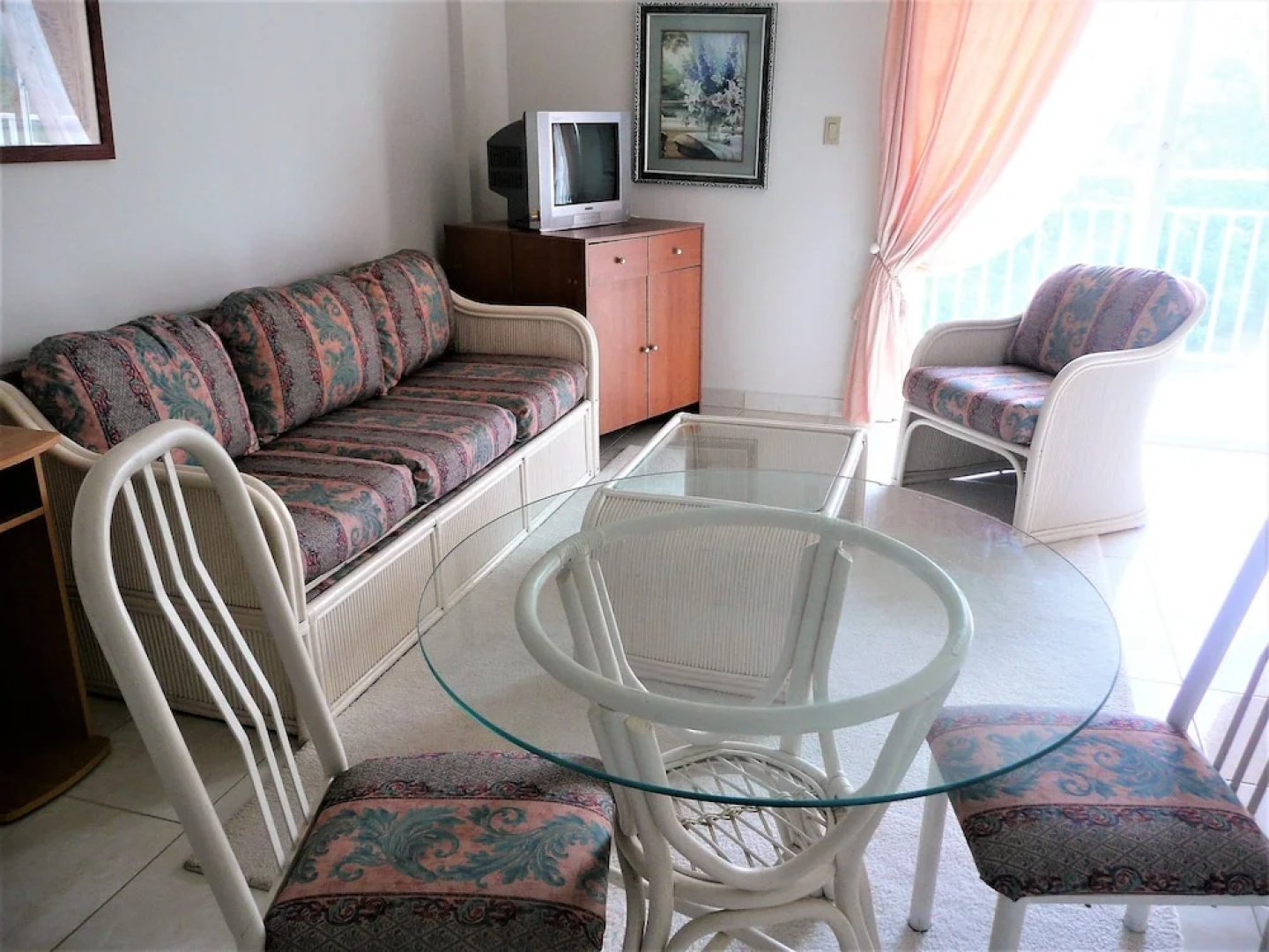 Myriam and Frank Residence