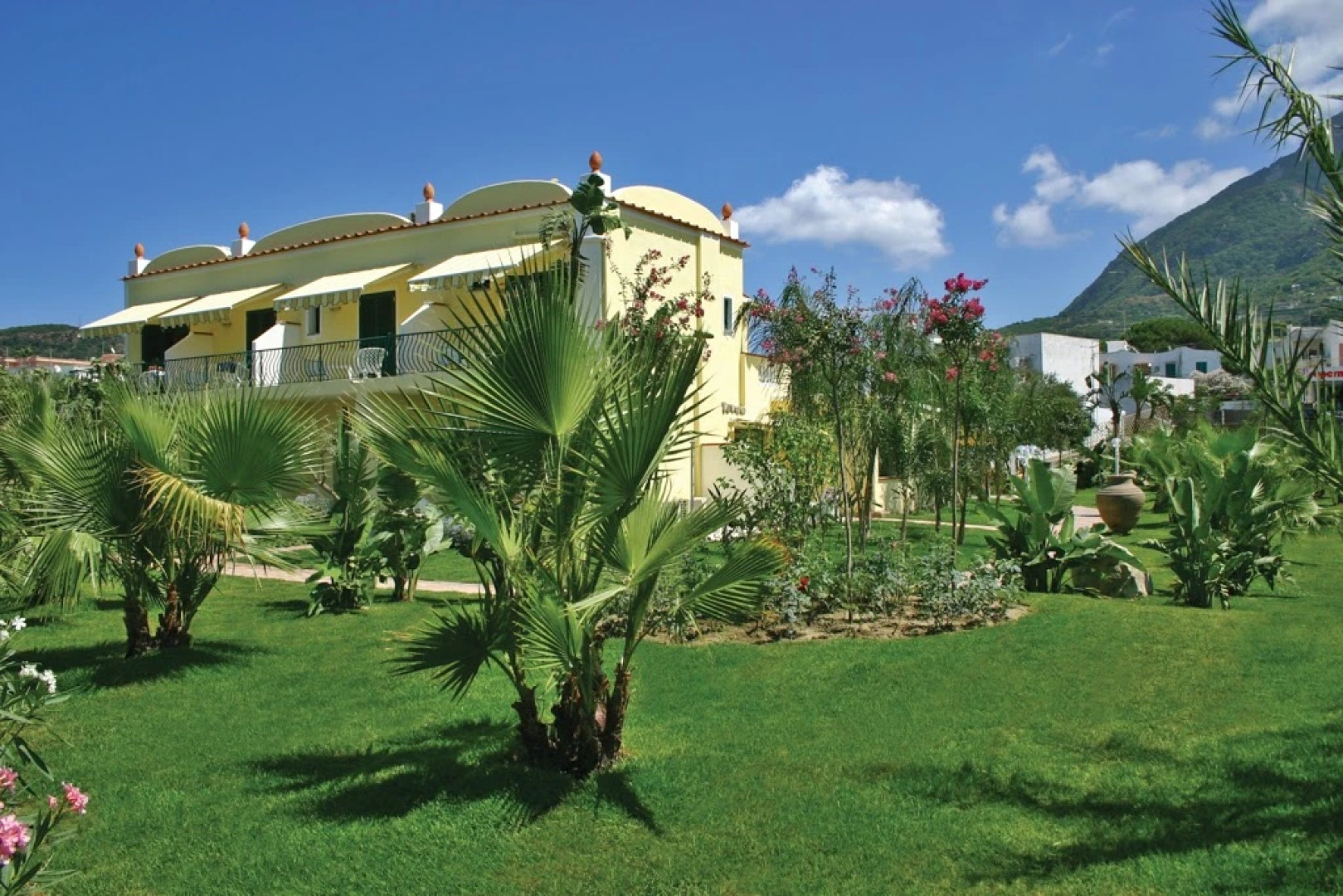 La Villa Resort & Spa