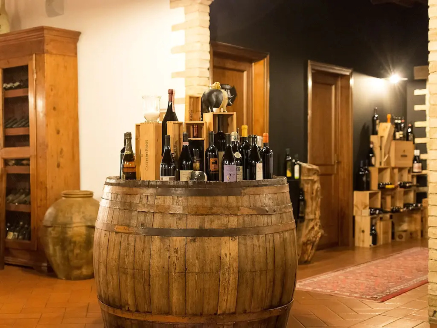 Alluring apartment in Passaggio di Bettona with pool