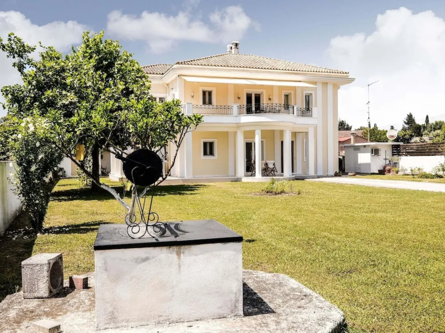 Villa in Kerkira Near Corfu Beaches