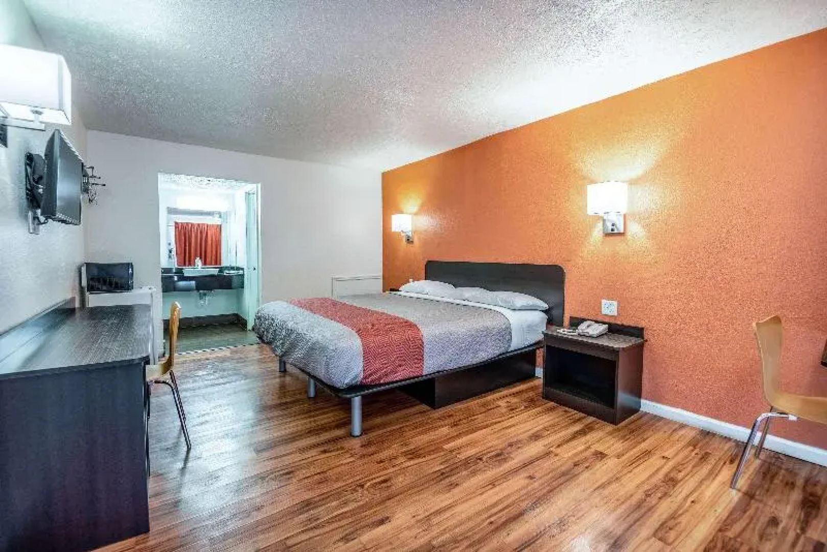 America's Best Value Inn & Suites Columbus