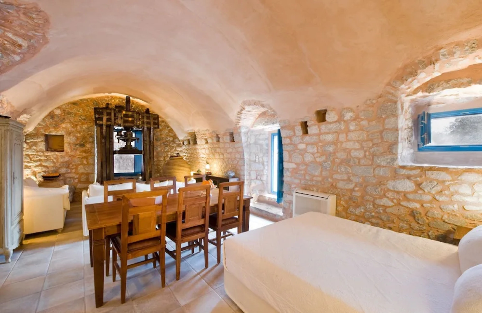 Arapakis Historic Castle