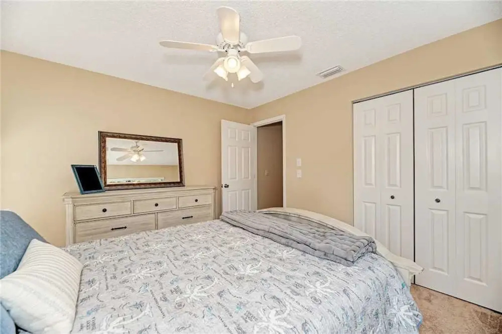 Village des Pins 3645 - Two Bedroom Condo