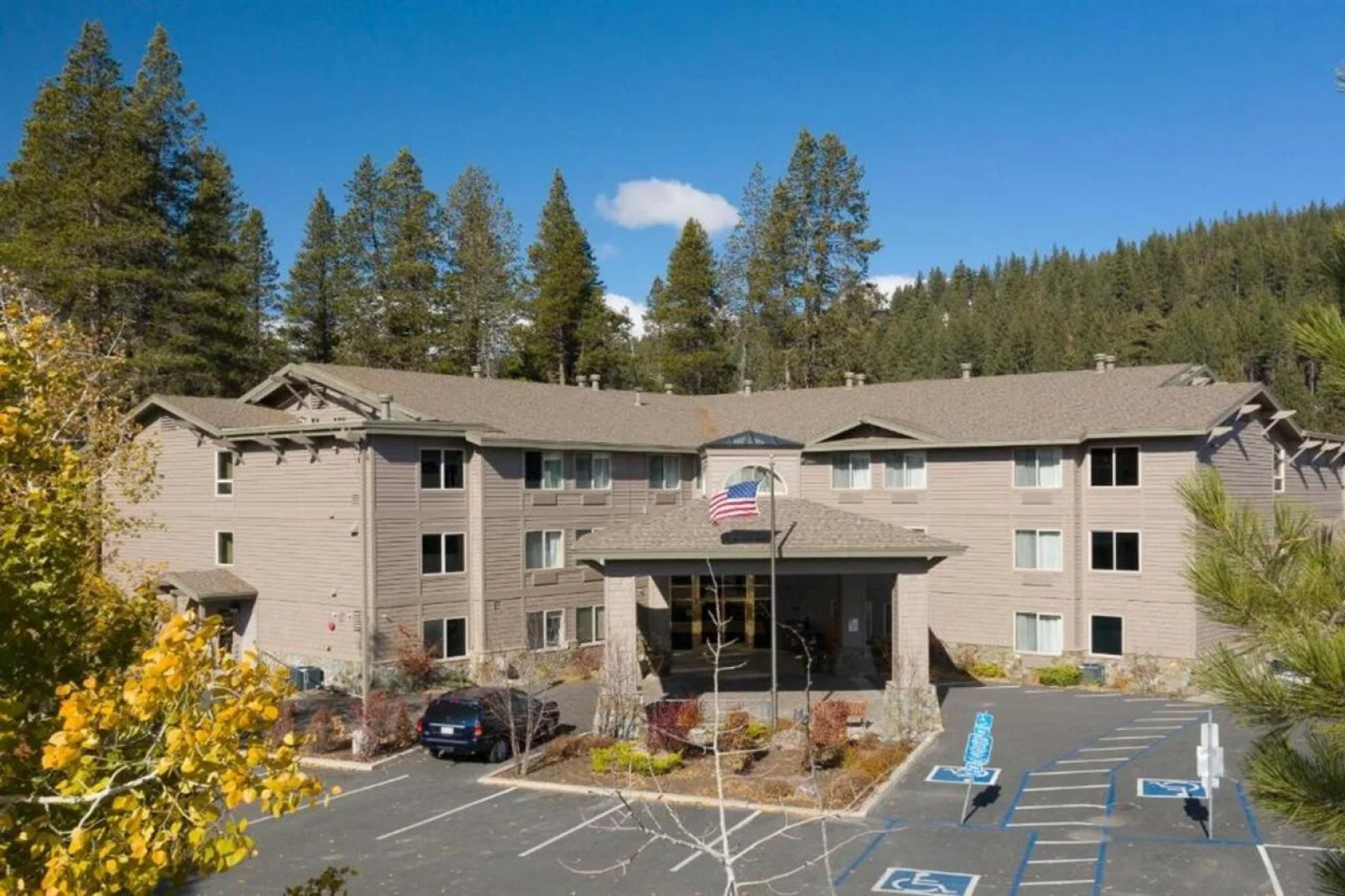 Truckee Donner Lodge