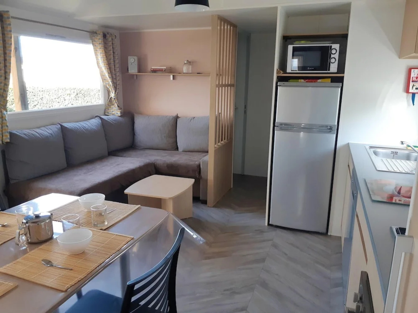 Property With 3 Bedrooms in Les Mathes, With Pool Access, Enclosed Gar