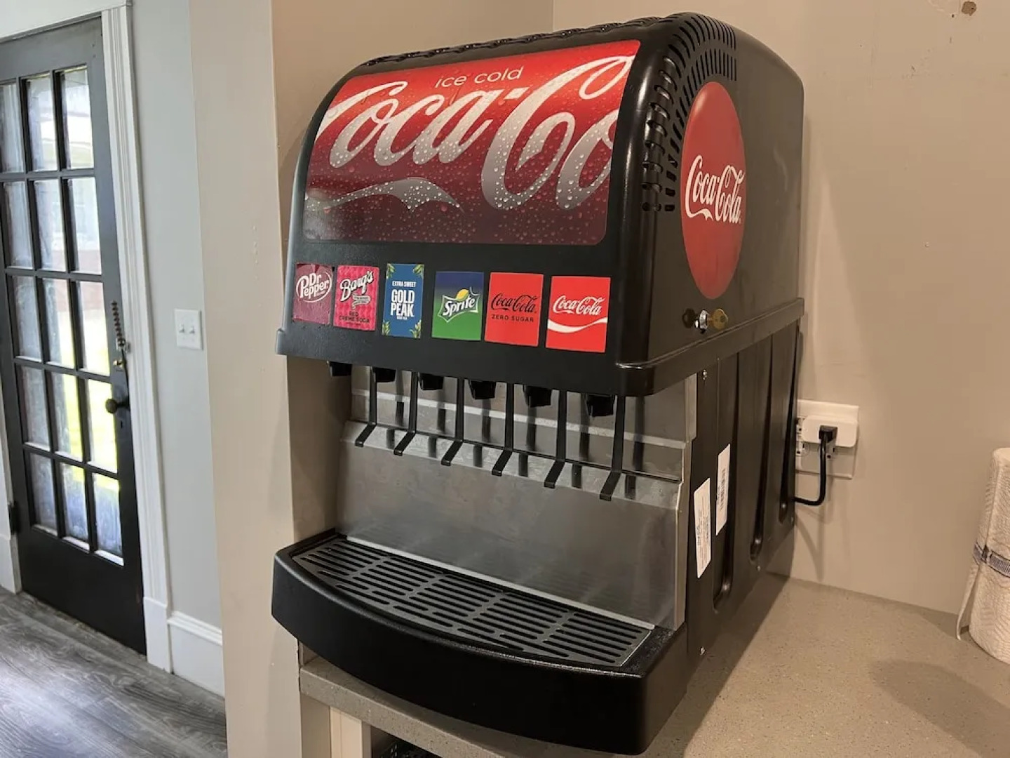 Homestay on Main by Twin Lakes Creamery