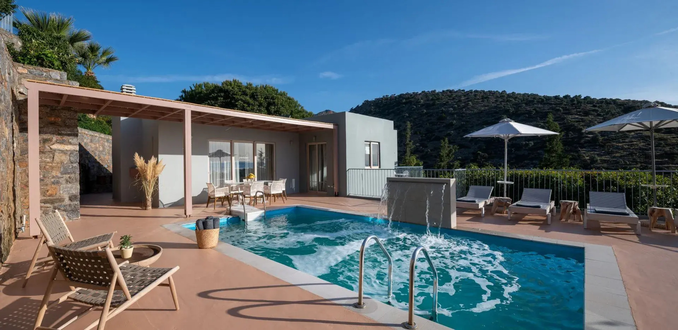 Pleiades Luxurious Villas