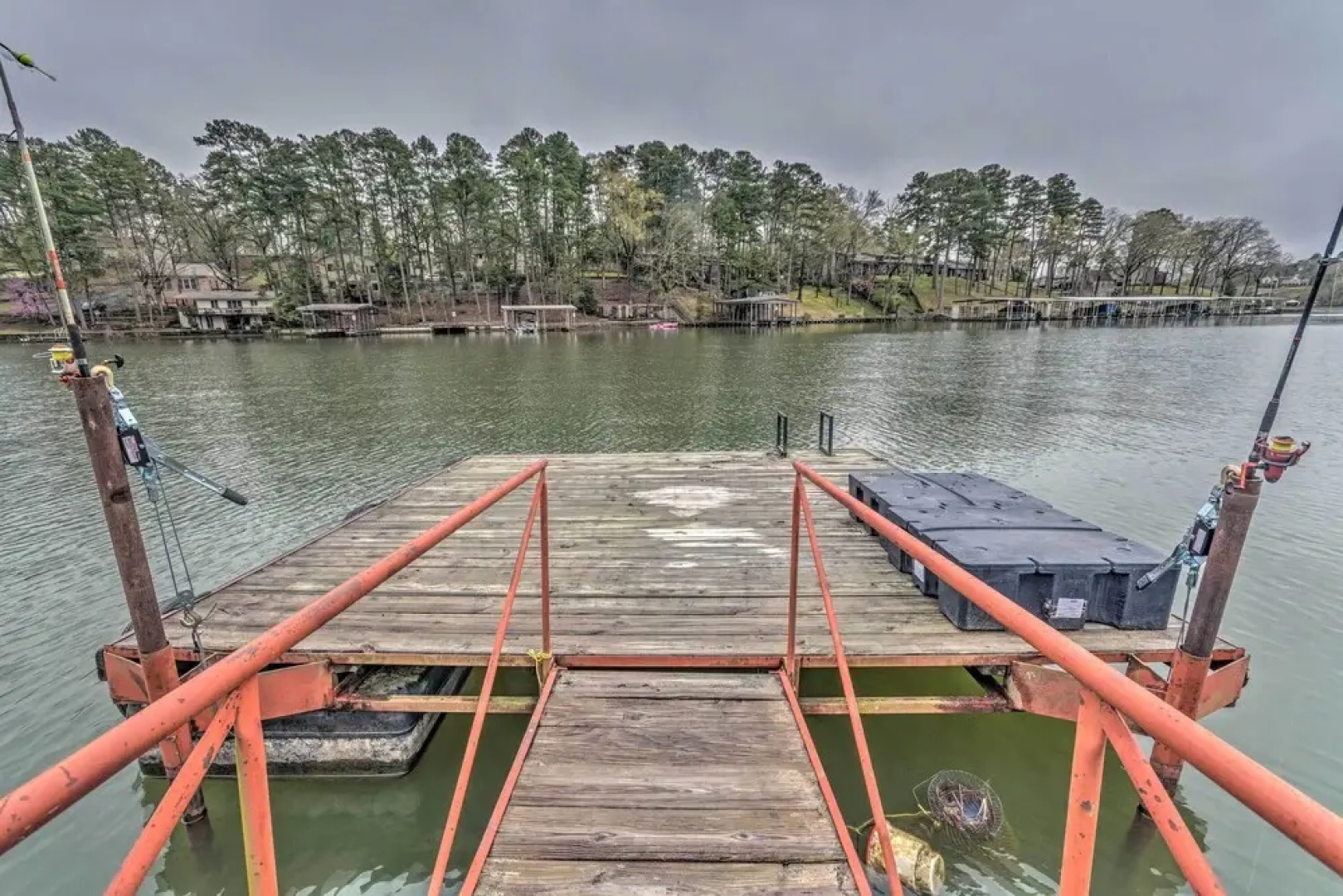 Hot Springs Condo w/ Lake Access & Boat Dock!