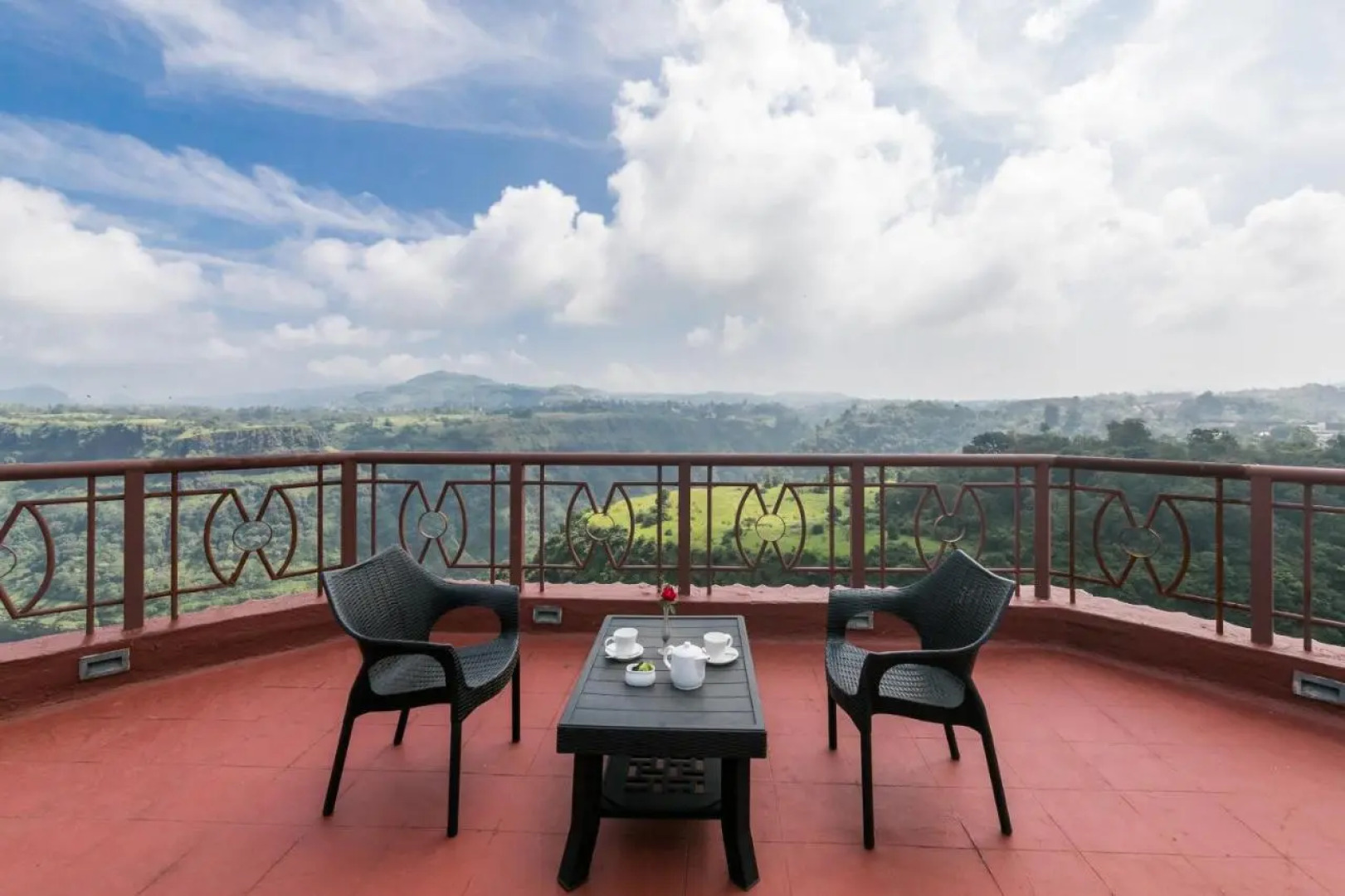 Athiva Resort & Spa, Khandala