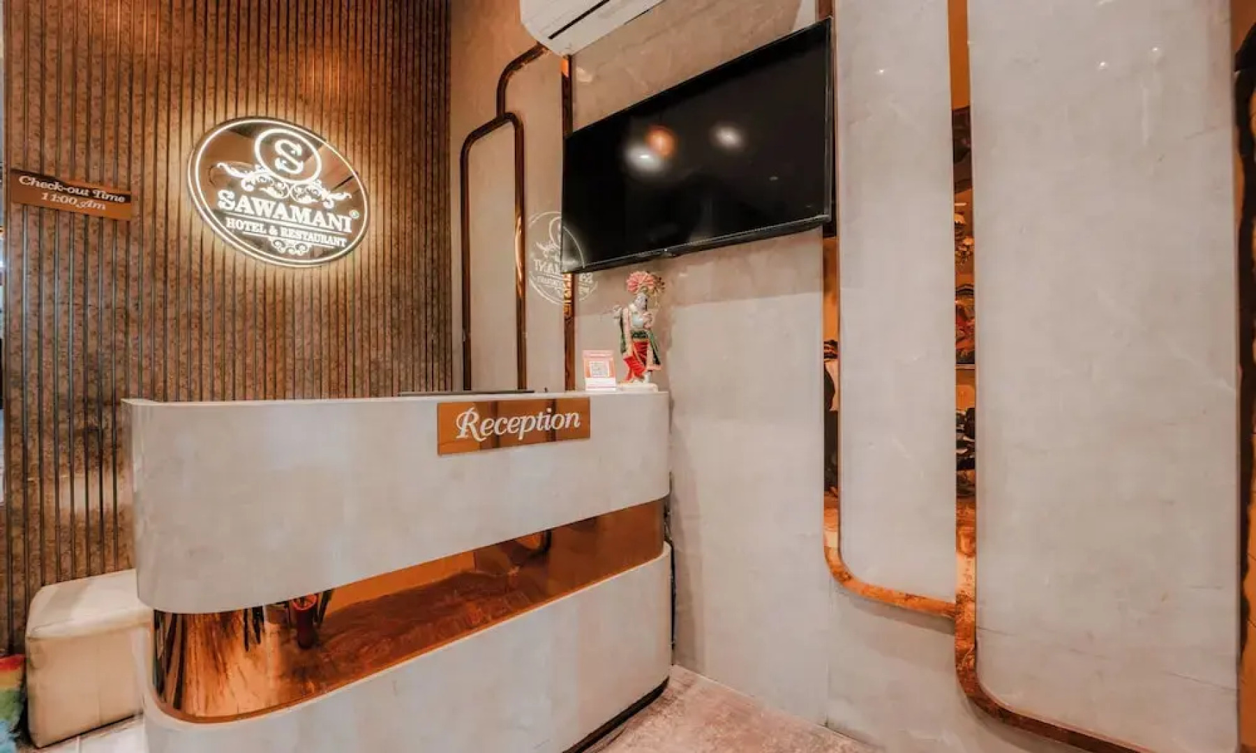 Hotel Sawamani and Restaurant