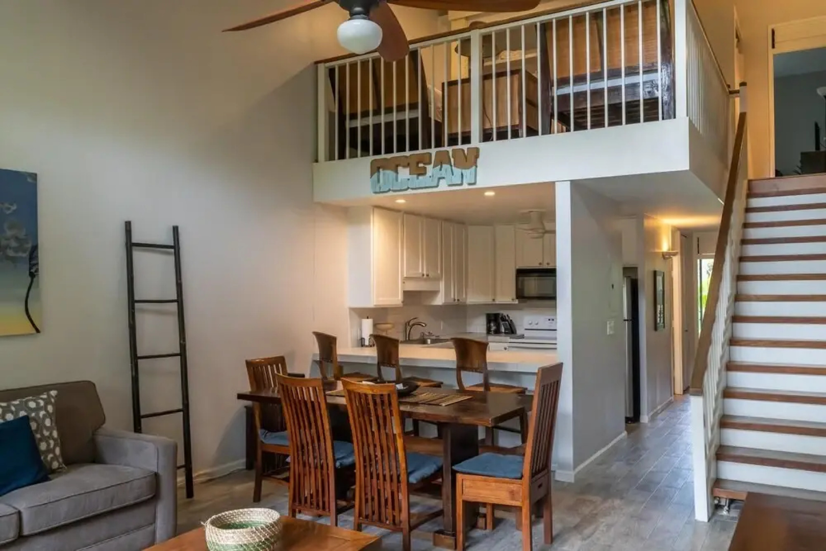 Rare 2 Bedroom + Loft Townhouse on the North Shore
