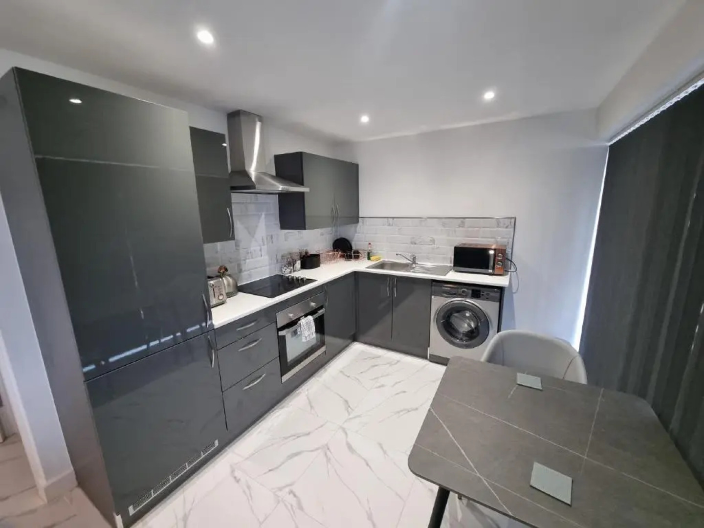 MNA Superior Apartments