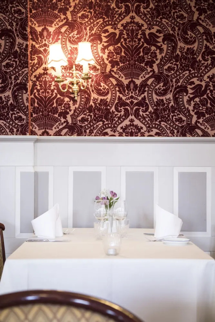 Tambohus Kro & Badehotel