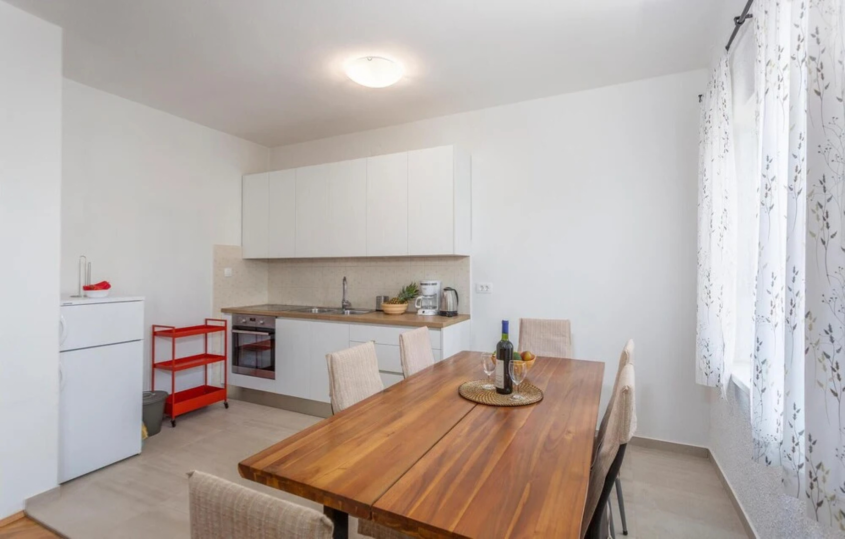 Stunning Apartment in Malinska With 3 Bedrooms and Wifi