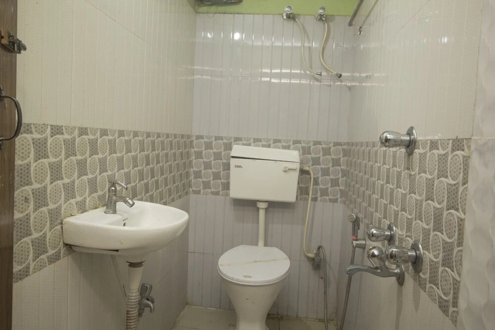 OYO 24742 Dooars Dhaba And Restaurant