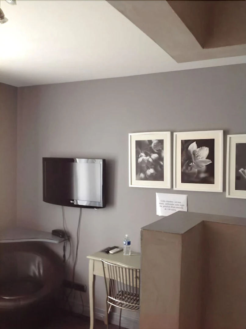 Hôtel Restaurant Jour & Nuit