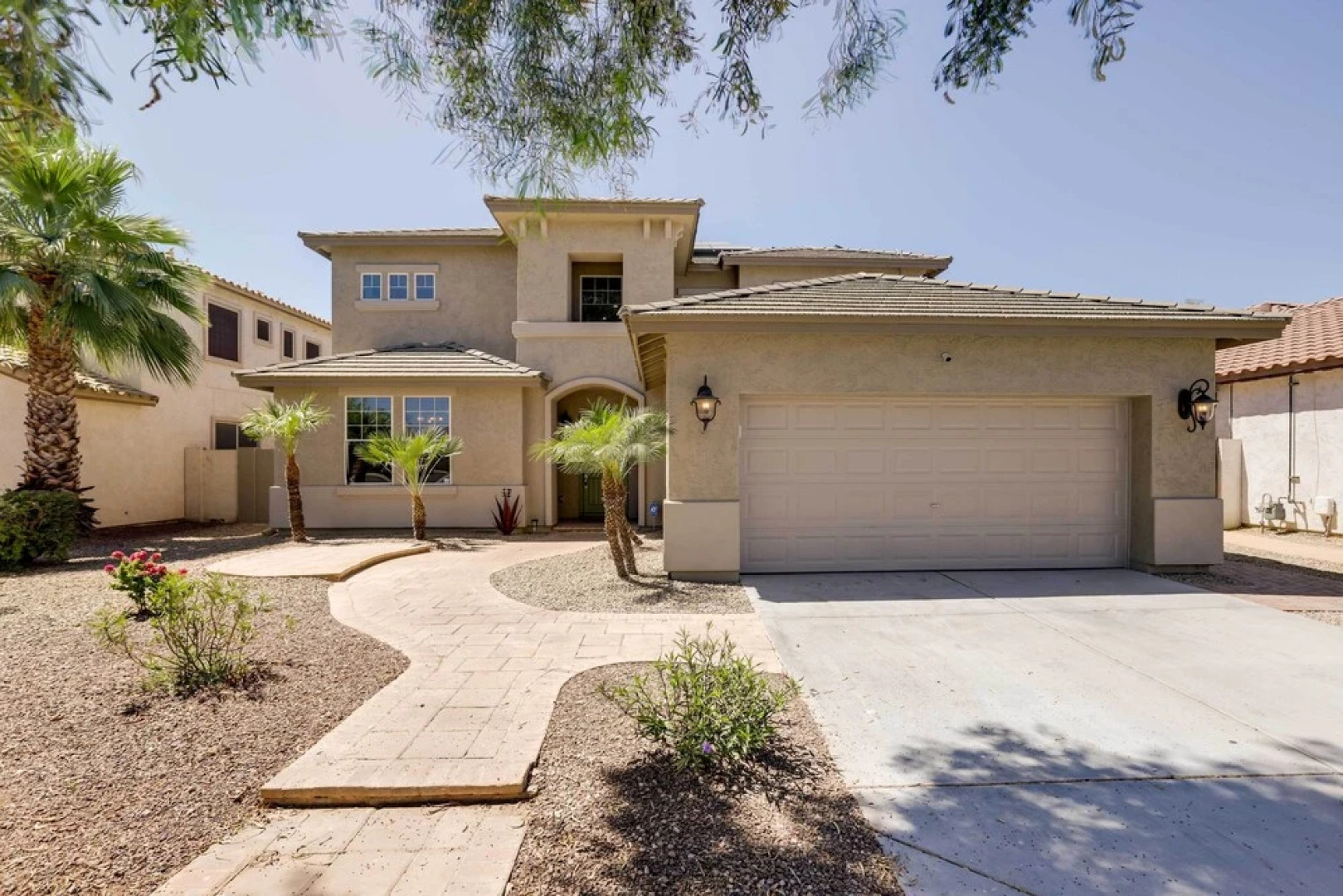 Pool, Fire Pit & Grill: Goodyear Home!