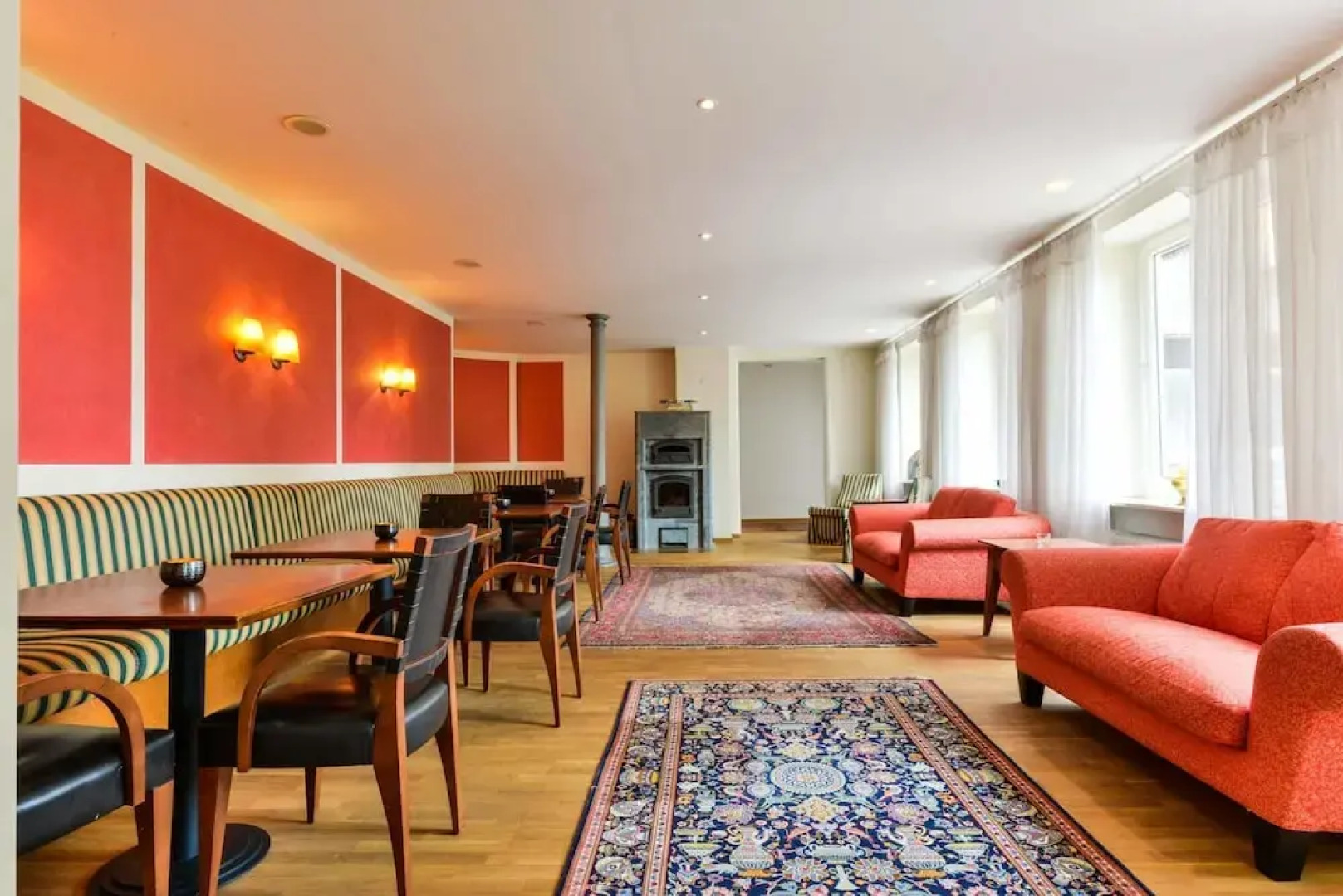 SEINZ - vegetarisches/ veganes BioHotel