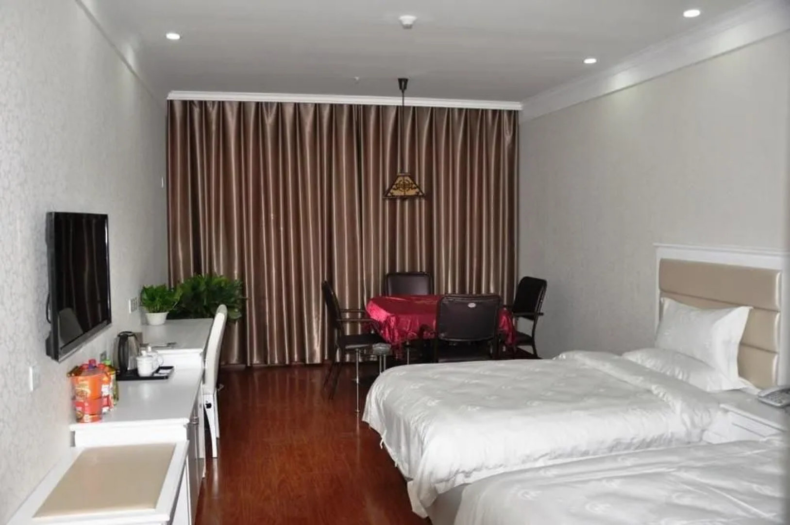 Gongyi Wanyang Business Hotel