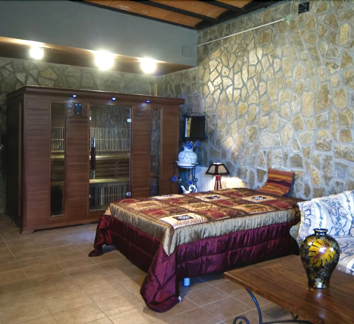 Chalet con piscina interior y sauna