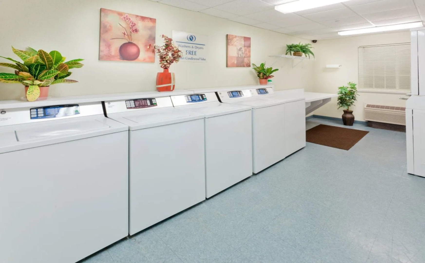 Sonesta Simply Suites Nanuet