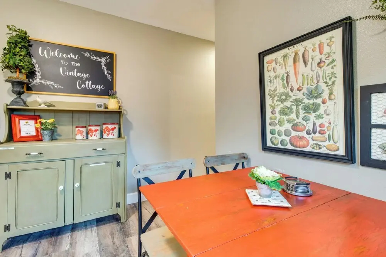 Updated Cotter Cottage: Walk to White River!