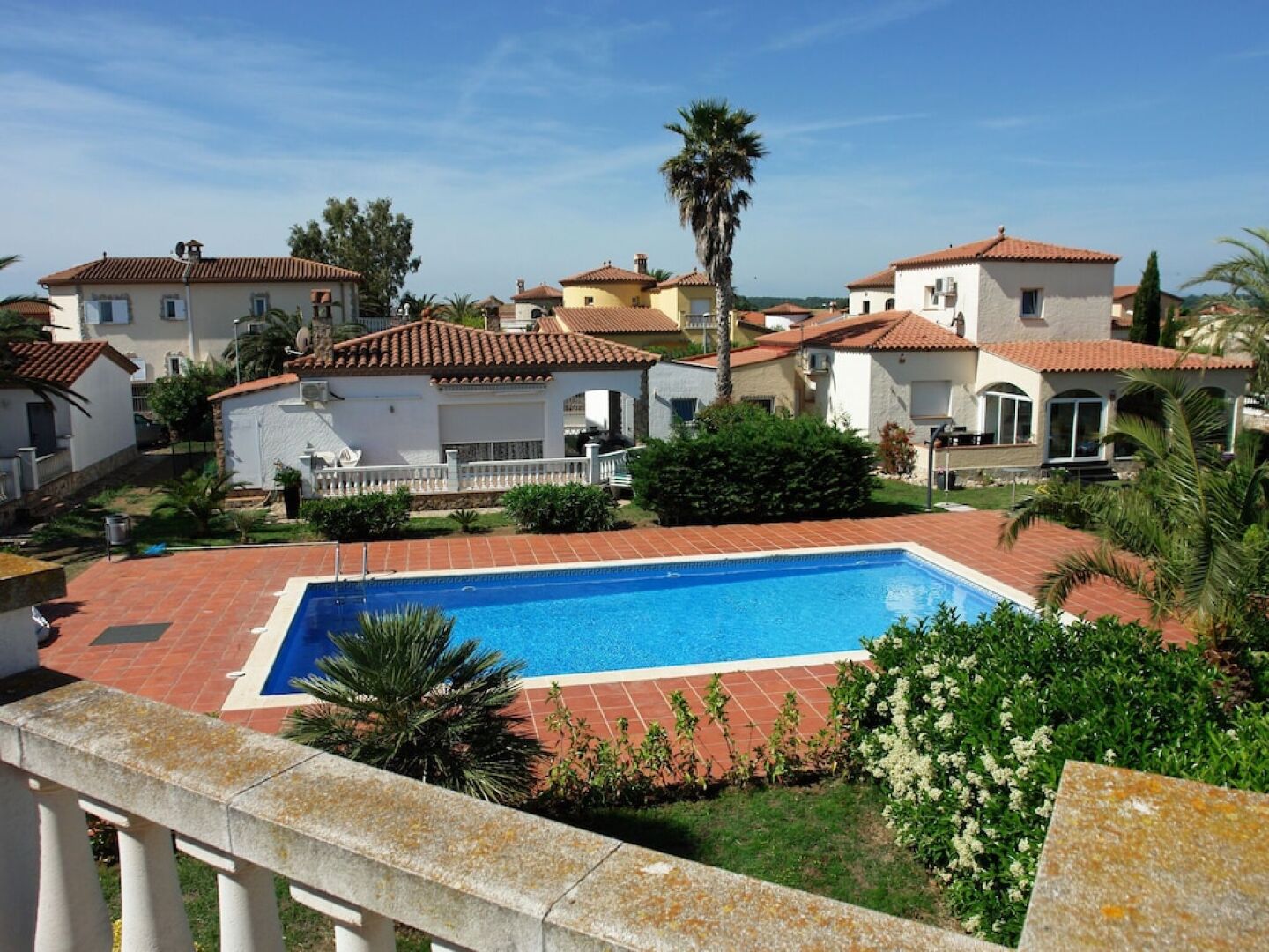 Delightful Villa in Vilacolum With Swimming Pool