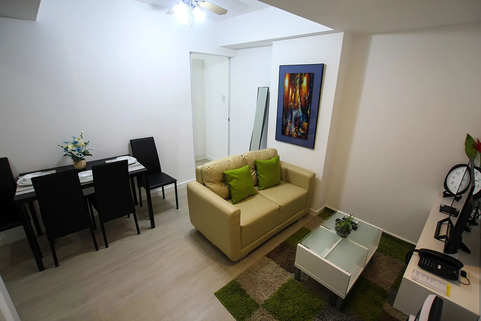 SIGLO SUITES @ The Azure Urban Resort Residences