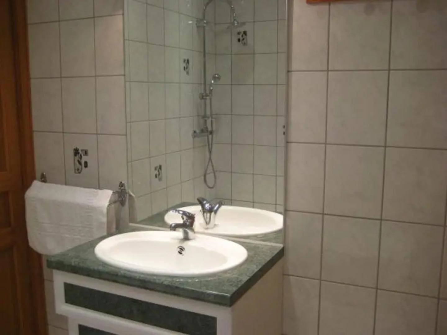 Gîte Fontenoy-le-Château, 3 pièces, 4 personnes - FR-1-589-69