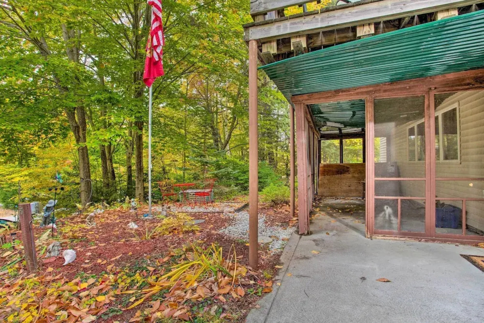 Pet-friendly Gilford Home: 3 Mi to Gunstock & Lake