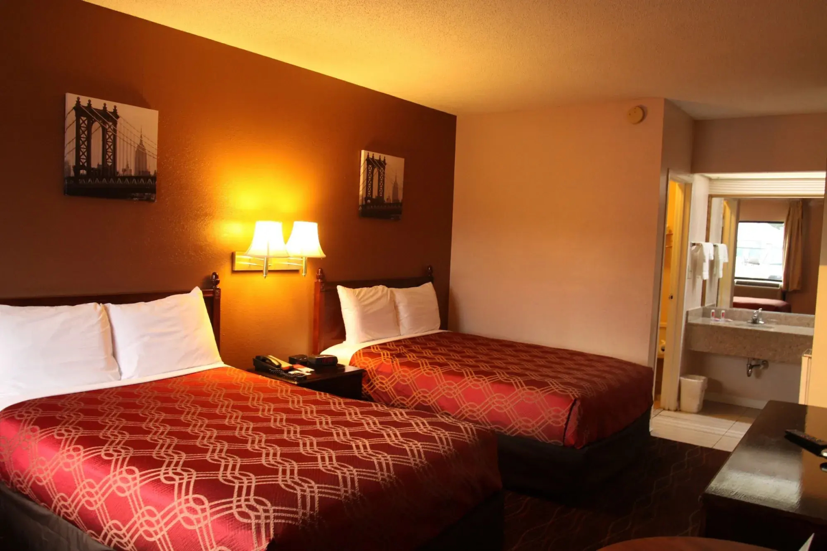 Budgetel Inn & Suites