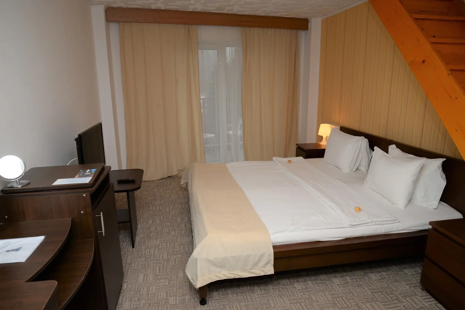 Atrium Mountain View