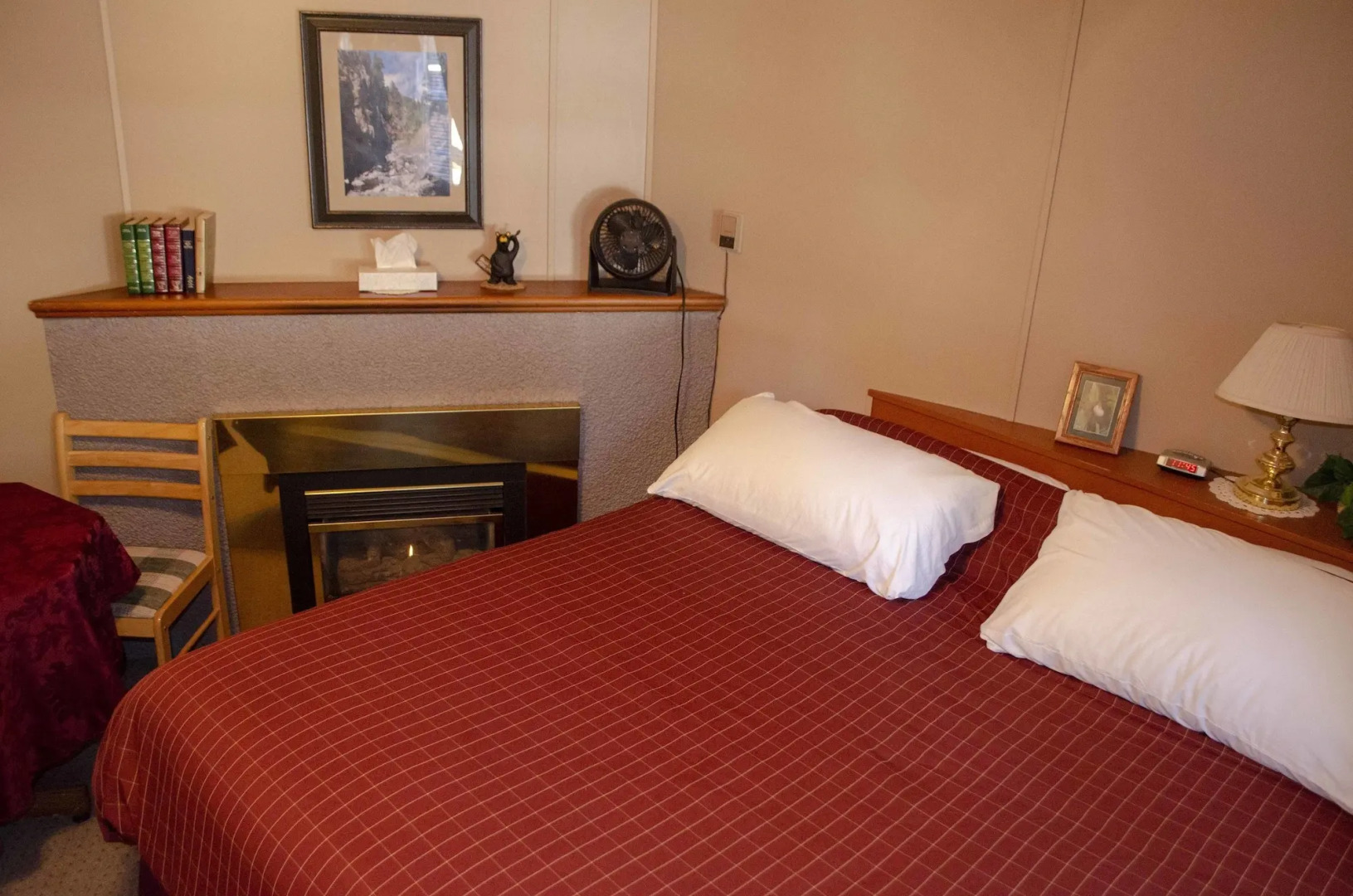 Crandell Mountain Lodge