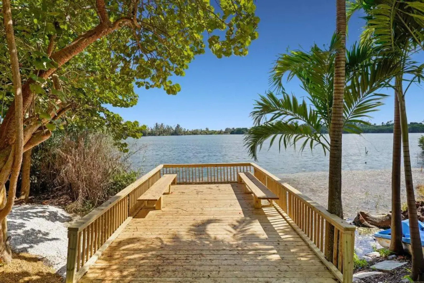 Lake House 2 in Davie