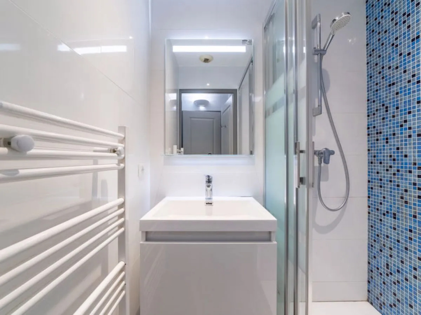 Cap Negre : Domaine de la Pinede 33542