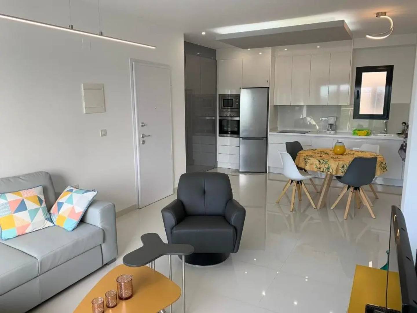 Costa Elisa20 Mil Palmeras