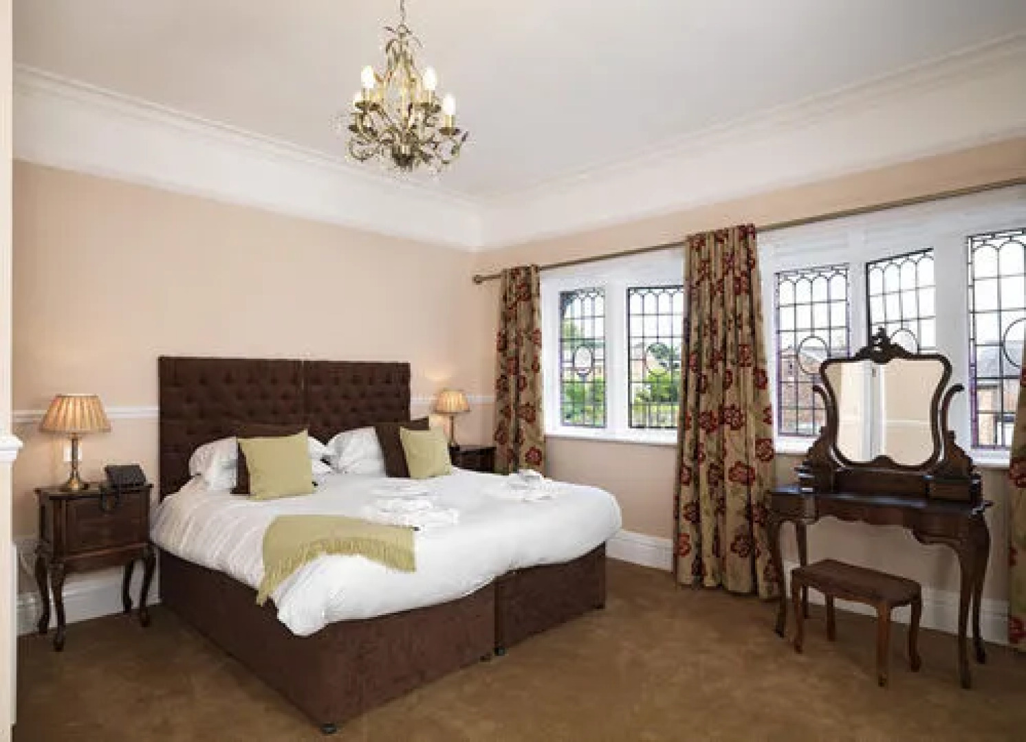 The Royal Oak Hotel and Restaurant