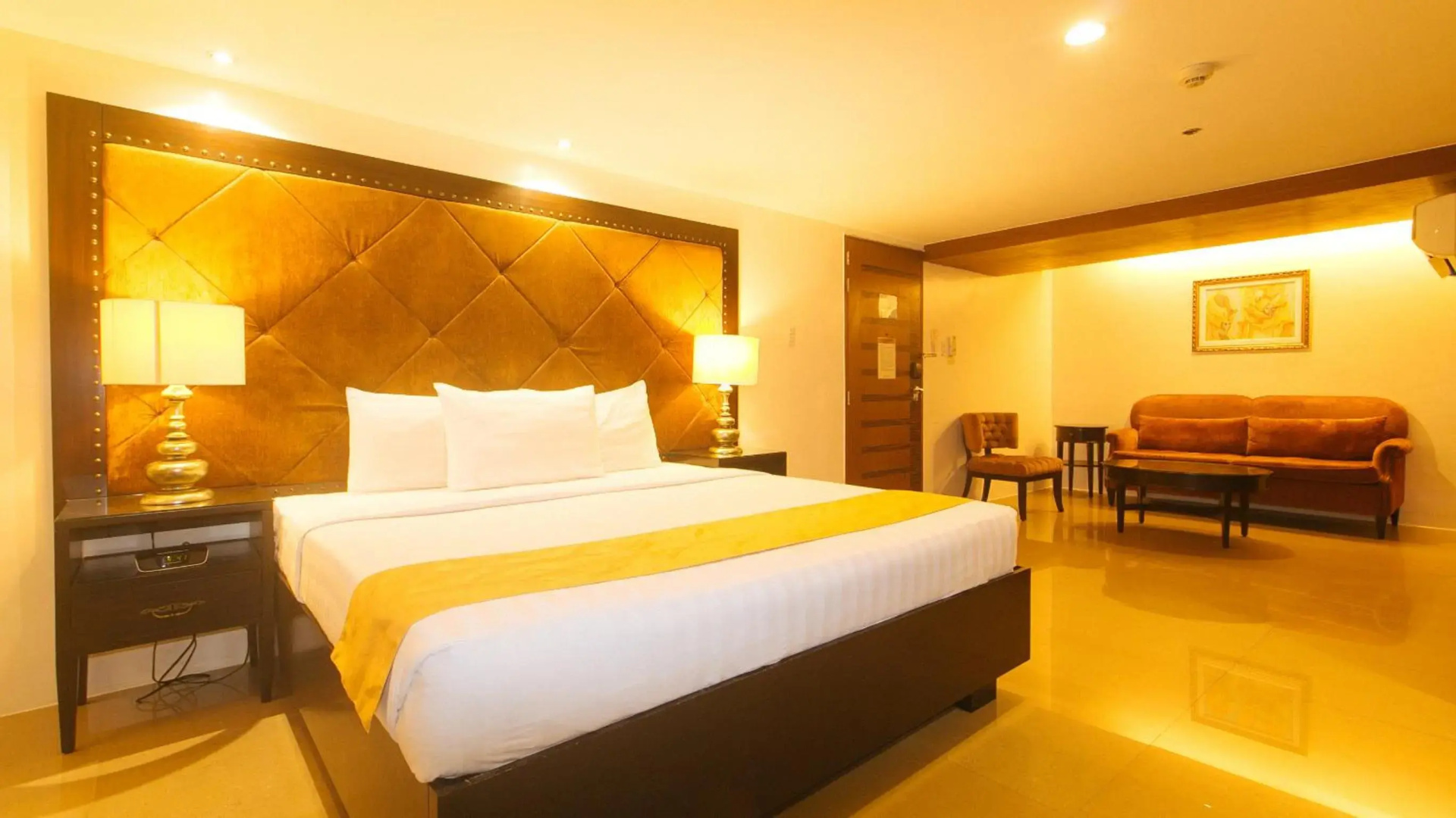 Torre Venezia Suites