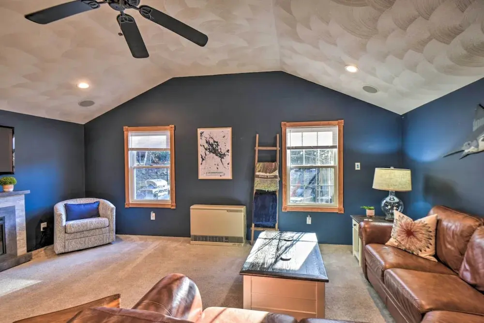 Lake Winnipesaukee Getaway w/ Private Beach Access