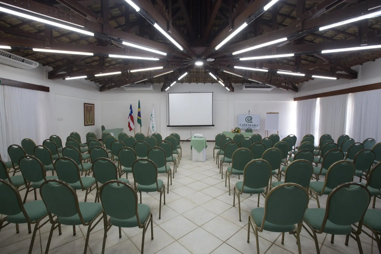 Catussaba Resort Hotel