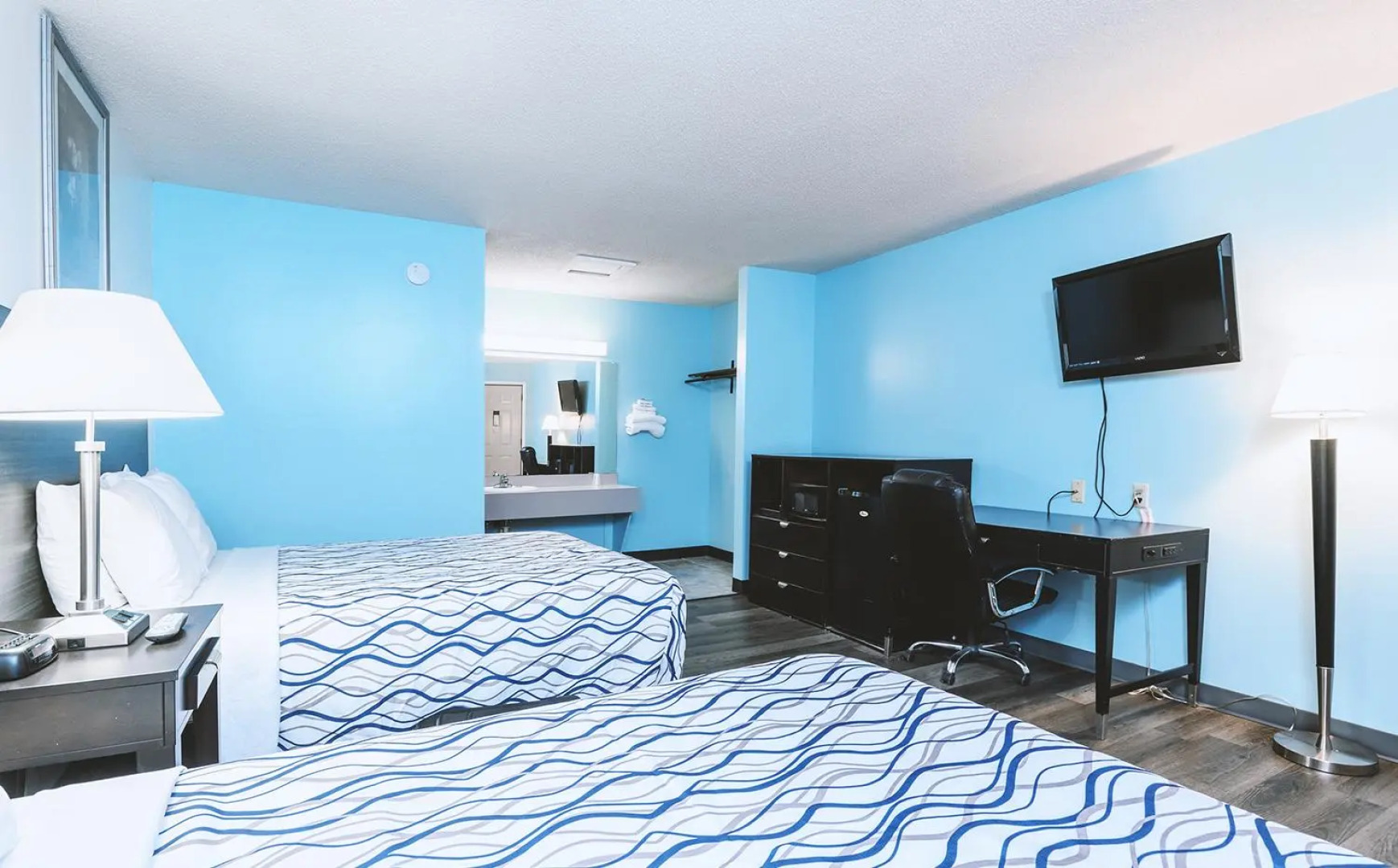 Blue Way Inn & Suites Wellington