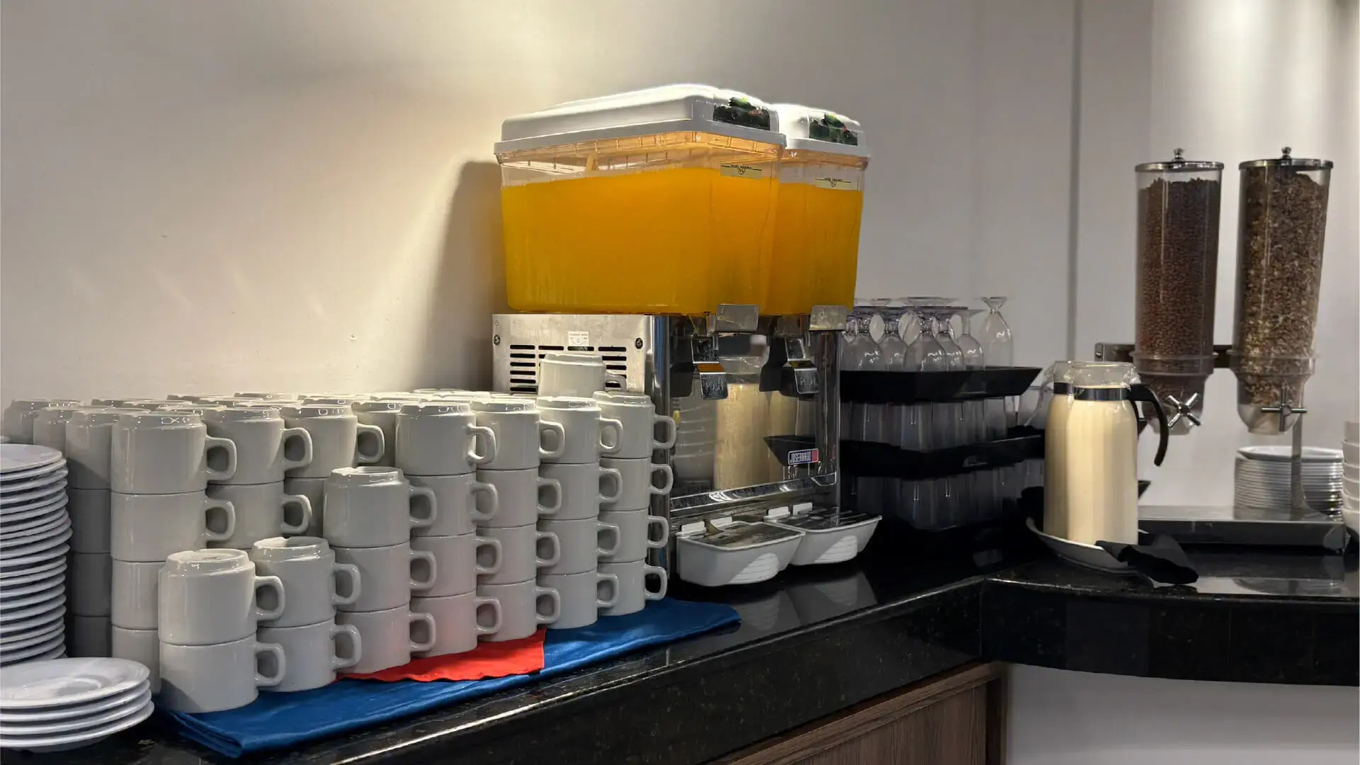 Hotel Portobelo Plaza las Ámericas