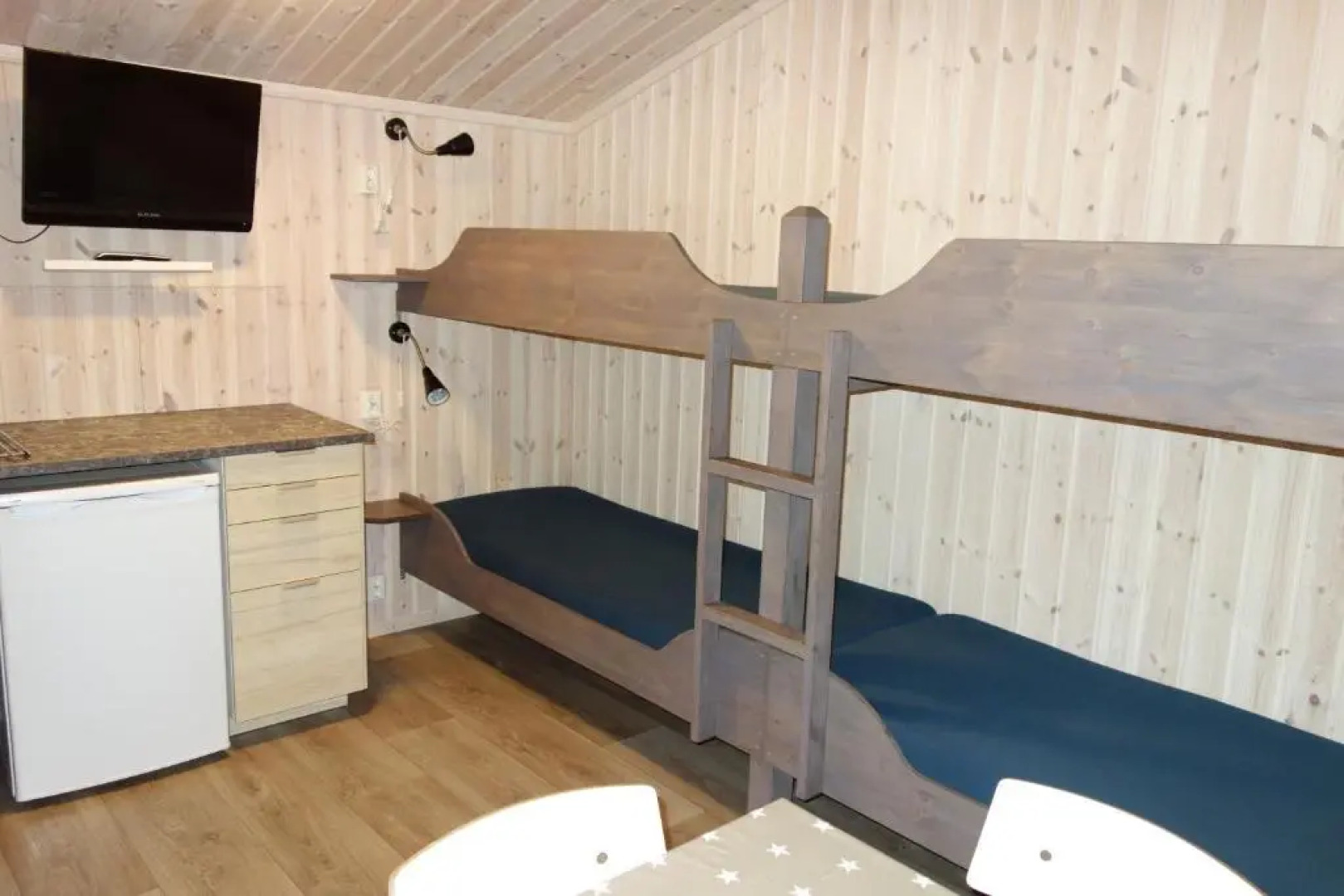 Roste Hyttetun og Camping