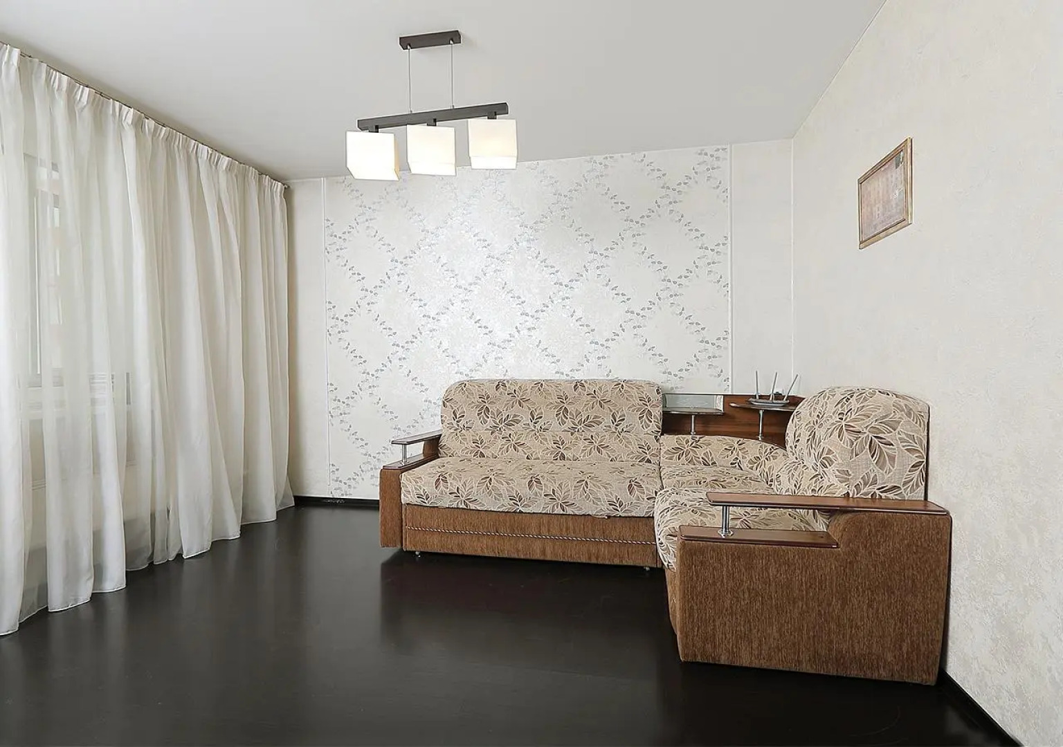 Vgosti на улице Алексеева 113