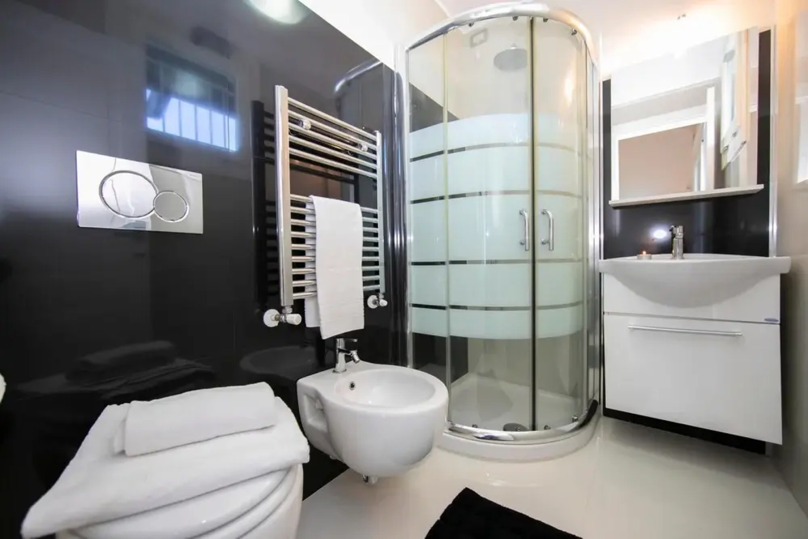 Villa Al Golfo Pool and View