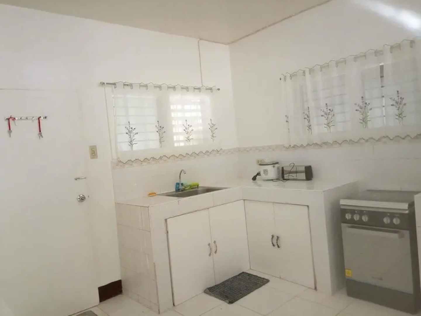 Luna Oslob Extension House