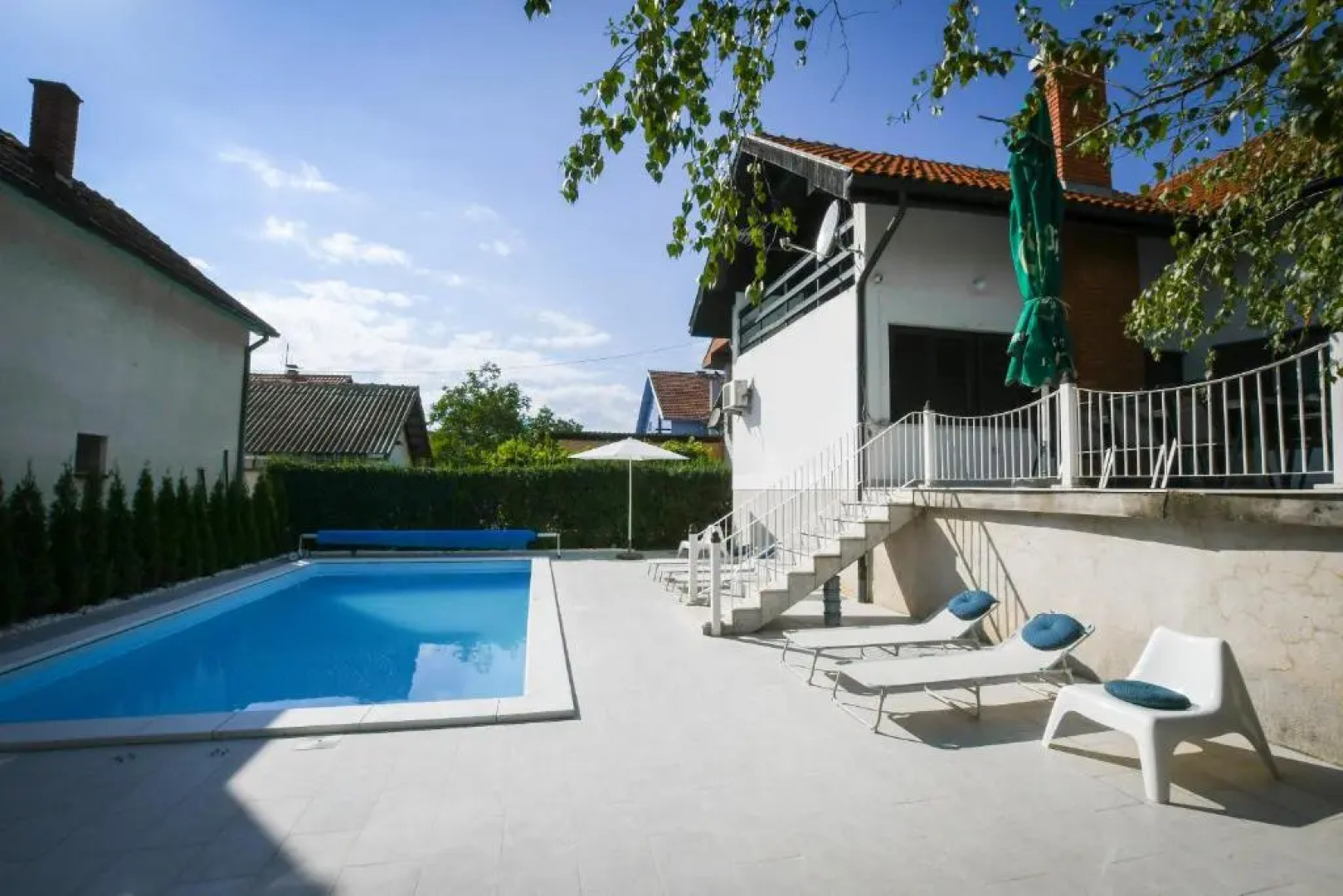 Villa Mina Kladovo, entire charming house with 5 bedrooms